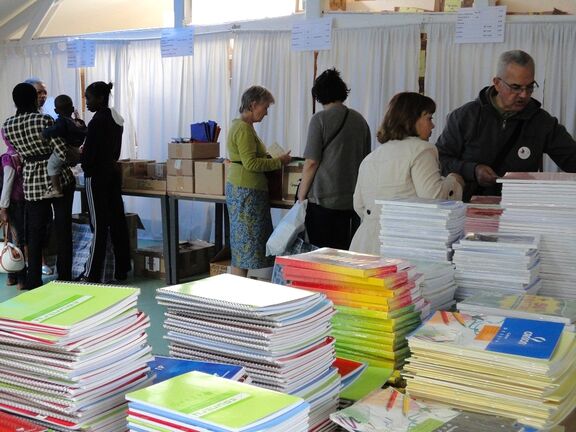 La Fédération de Paris du SPF organise chaque année un libre-service de fournitures scolaire